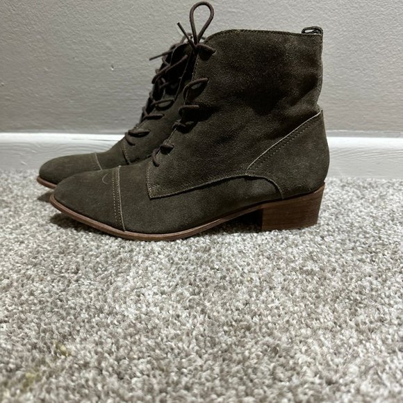 ASOS AURORA Wide Fit Suede Lace Up Boots Ankle Boots Size 8 - Picture 2 of 9